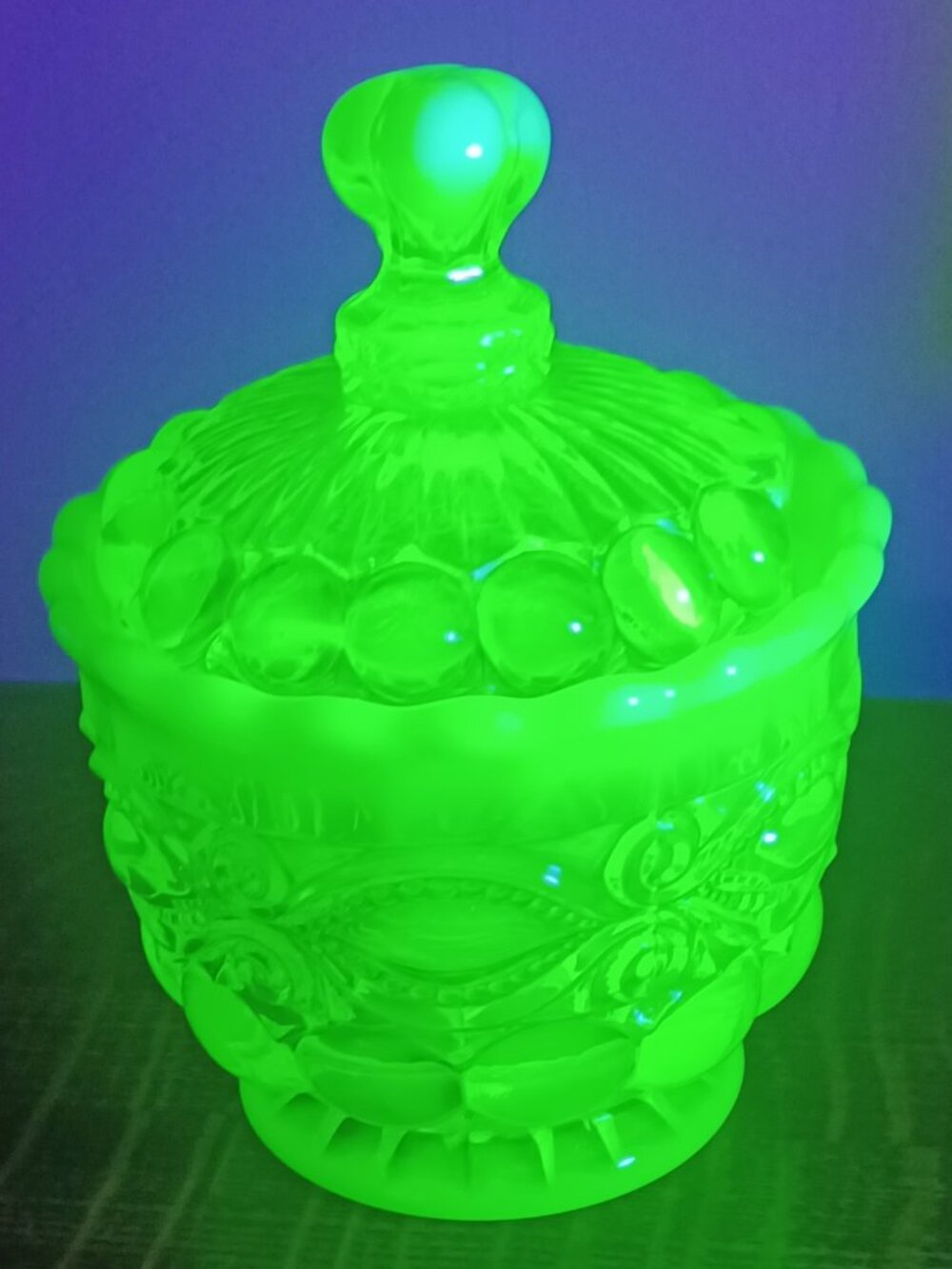 Mosser Eye Winker Opalescent Vaseline Uranium Glass Honey Jar w/ Lid